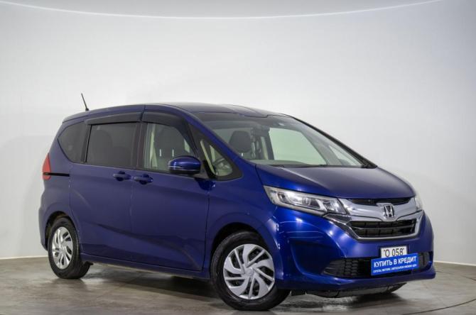 Honda Freed II с пробегом 2017 года, цена 1 499 000 рублей, 106000 км, компактвэн, Автокод Объявления
