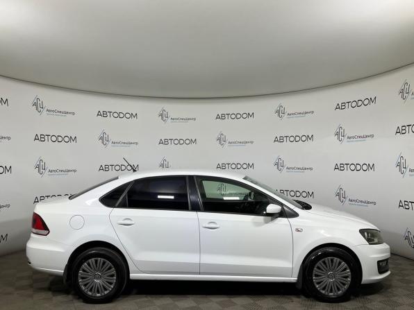 Volkswagen Polo V Рестайлинг с пробегом 2016 года, цена 1 010 000 рублей, 126534 км, седан, Автокод Объявления
