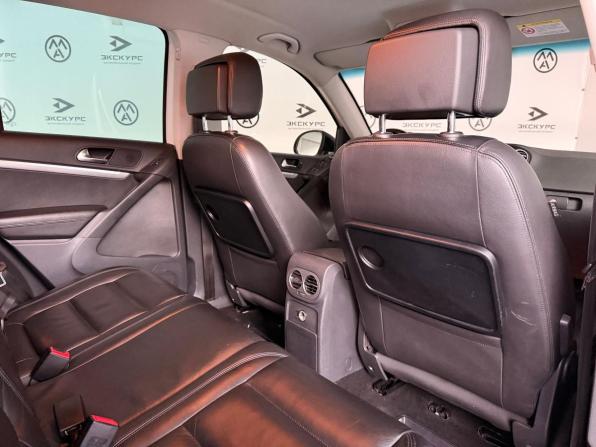 Volkswagen Tiguan I Рестайлинг с пробегом 2011 года, цена 849 000 рублей, 218458 км, внедорожник, Автокод Объявления