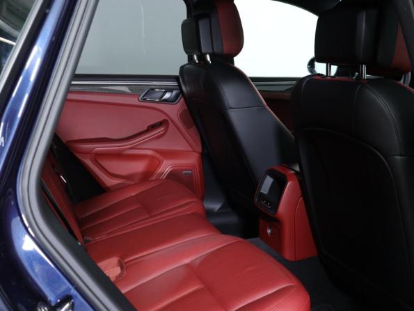 Porsche Macan I с пробегом 2015 года, цена 3 357 000 рублей, 84000 км, внедорожник, Автокод Объявления