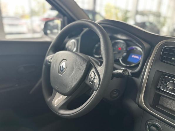 Renault Sandero II с пробегом 2016 года, цена 645 000 рублей, 99000 км, хэтчбек, Автокод Объявления