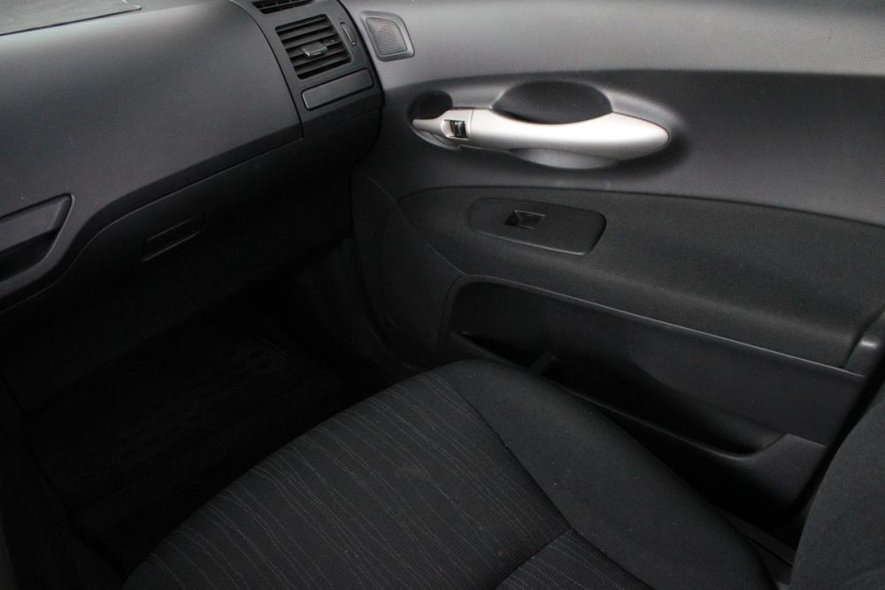 Toyota Auris I Киров  - изображение 16