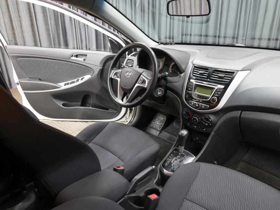 Hyundai Solaris I Москва  - изображение 11