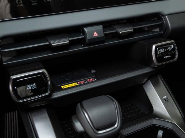 Toyota RAV4 VI (XA60) с пробегом 2025 года, цена 4 280 000 рублей, 105 км, внедорожник, Автокод Объявления