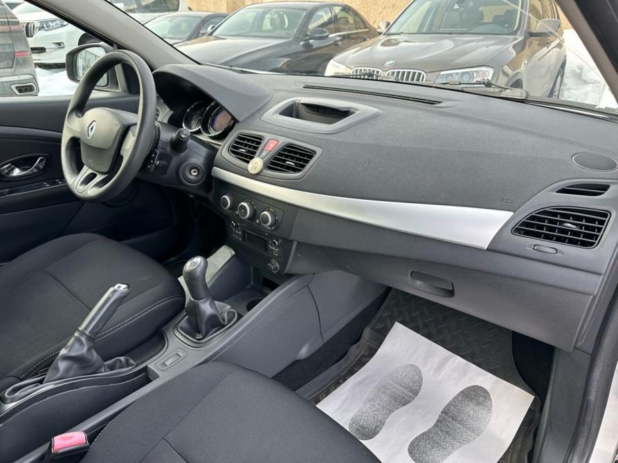 Renault Fluence I Рестайлинг Пермь  - изображение 19