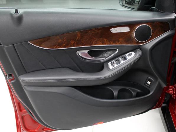 Mercedes-Benz GLC I (X253) с пробегом 2015 года, цена 2 810 000 рублей, 135000 км, внедорожник, Автокод Объявления