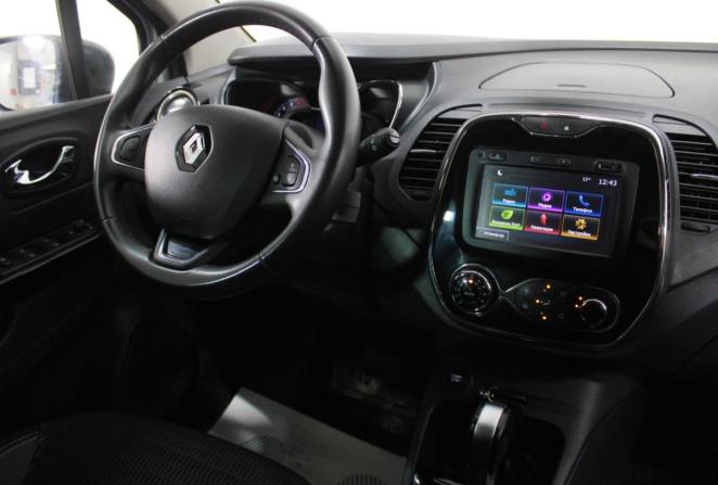 Renault Kaptur I с пробегом 2018 года, цена 1 495 000 рублей, 134160 км, внедорожник, Автокод Объявления