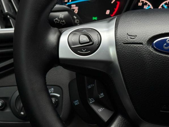 Ford Kuga II с пробегом 2016 года, цена 1 399 000 рублей, 136073 км, внедорожник, Автокод Объявления