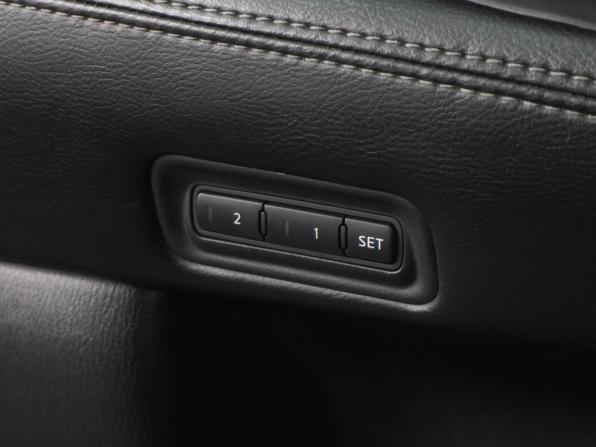 Nissan Pathfinder IV с пробегом 2014 года, цена 1 499 000 рублей, 208771 км, внедорожник, Автокод Объявления
