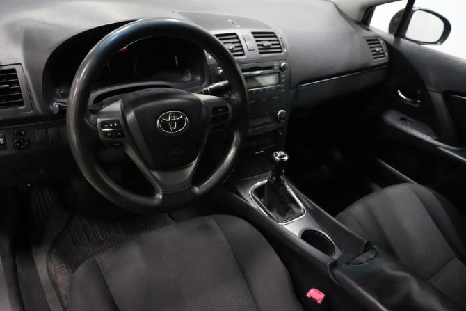 Toyota Avensis III с пробегом 2009 года, цена 767 000 рублей, 426817 км, седан, Автокод Объявления