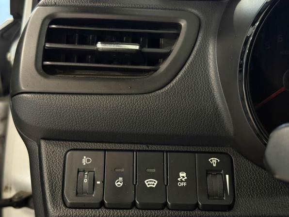 Kia Rio III Рестайлинг с пробегом 2015 года, цена 975 000 рублей, 201212 км, седан, Автокод Объявления