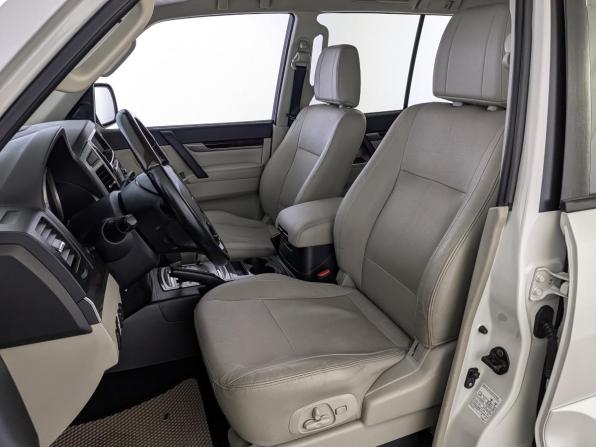 Mitsubishi Pajero IV Рестайлинг 2 с пробегом 2020 года, цена 3 440 000 рублей, 83350 км, внедорожник, Автокод Объявления