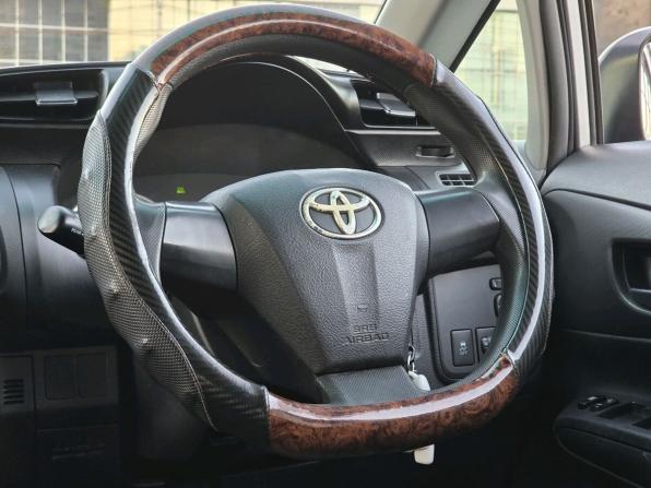 Toyota Wish II с пробегом 2010 года, цена 999 000 рублей, 267329 км, минивэн, Автокод Объявления