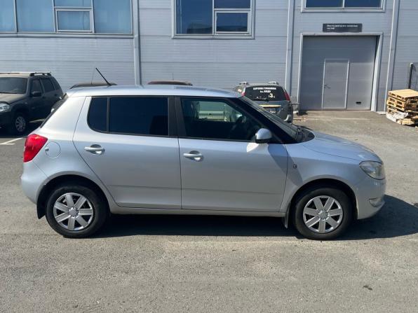 Skoda Fabia II Рестайлинг с пробегом 2013 года, цена 450 000 рублей, 342597 км, хэтчбек, Автокод Объявления
