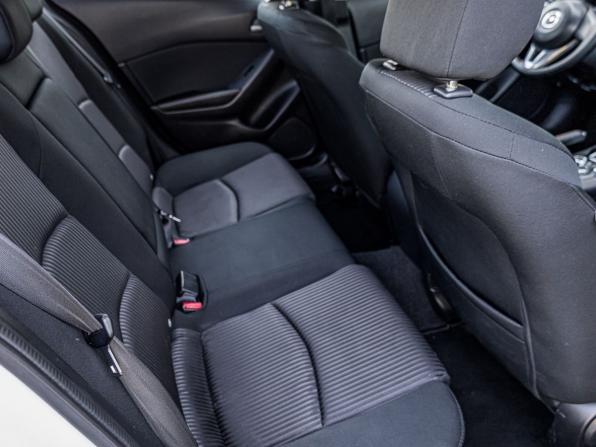 Mazda 3 III (BM) с пробегом 2016 года, цена 1 612 500 рублей, 73354 км, седан, Автокод Объявления