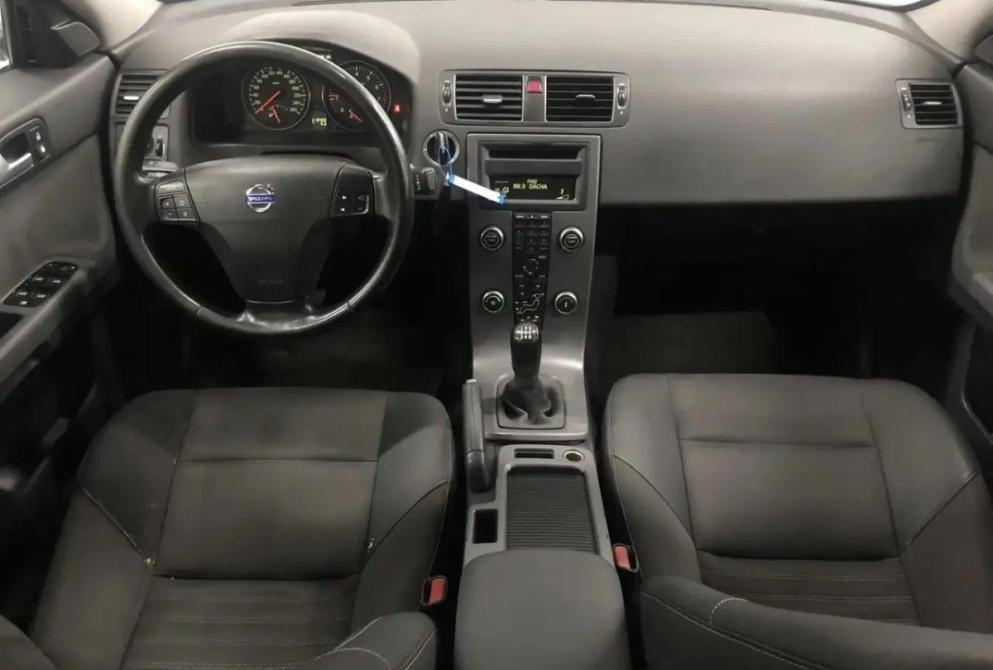 Volvo S40 II Рестайлинг Астрахань  - изображение 17