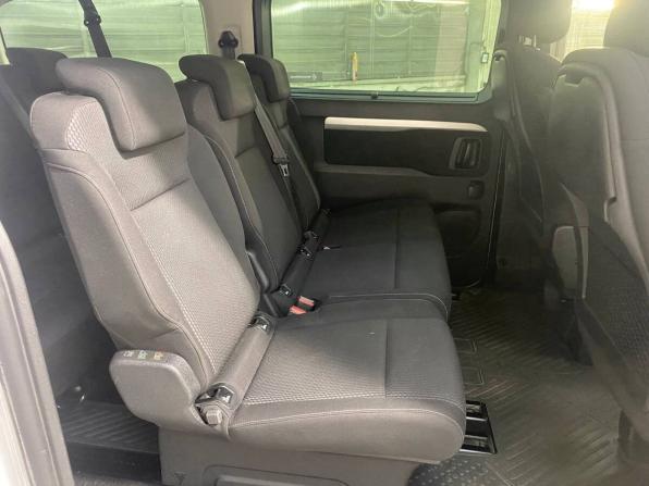 Peugeot Traveller I с пробегом 2021 года, цена 2 999 800 рублей, 120000 км, минивэн, Автокод Объявления