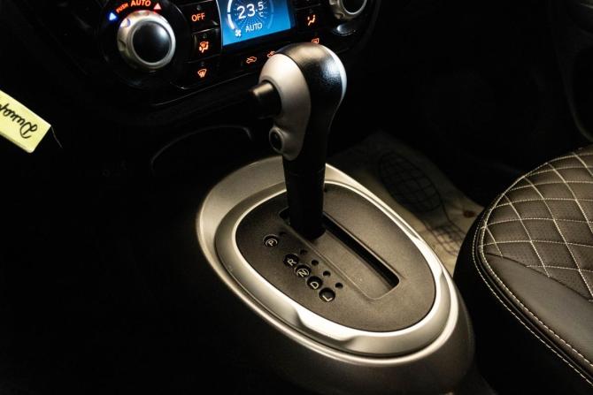 Nissan Juke I с пробегом 2013 года, цена 1 050 000 рублей, 146620 км, внедорожник, Автокод Объявления