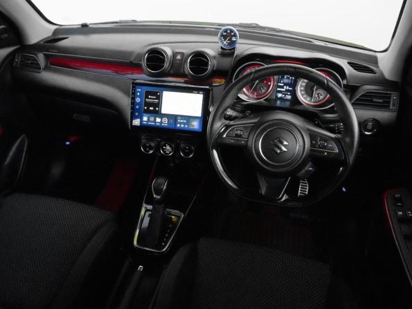 Suzuki Swift V с пробегом 2017 года, цена 1 349 000 рублей, 111140 км, хэтчбек, Автокод Объявления