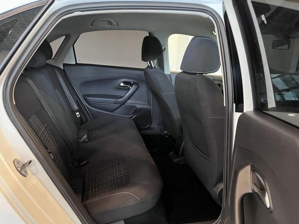 Volkswagen Polo V с пробегом 2015 года, цена 792 000 рублей, 196630 км, седан, Автокод Объявления
