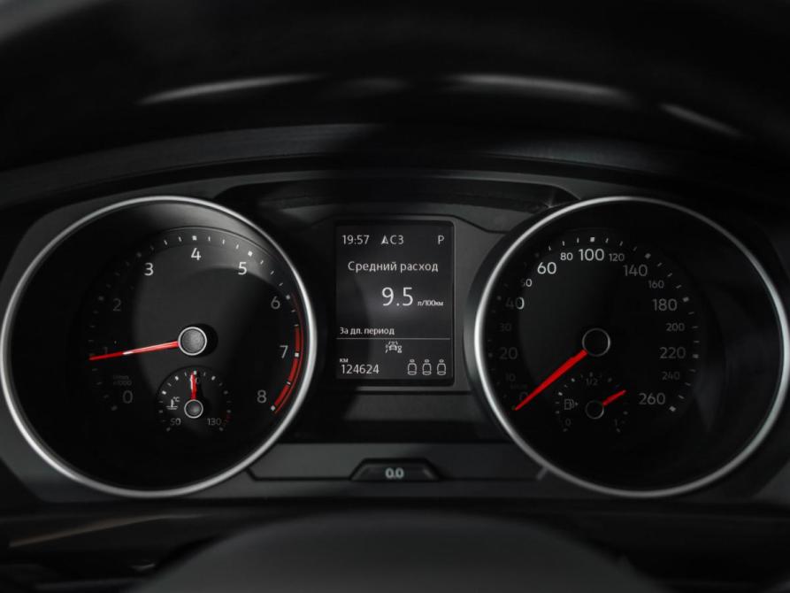 Volkswagen Tiguan II Рестайлинг Санкт-Петербург  - изображение 13
