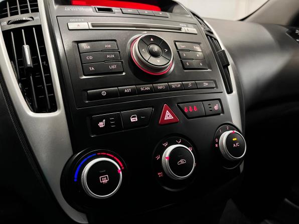 Kia Ceed I Рестайлинг с пробегом 2012 года, цена 786 000 рублей, 226100 км, хэтчбек, Автокод Объявления