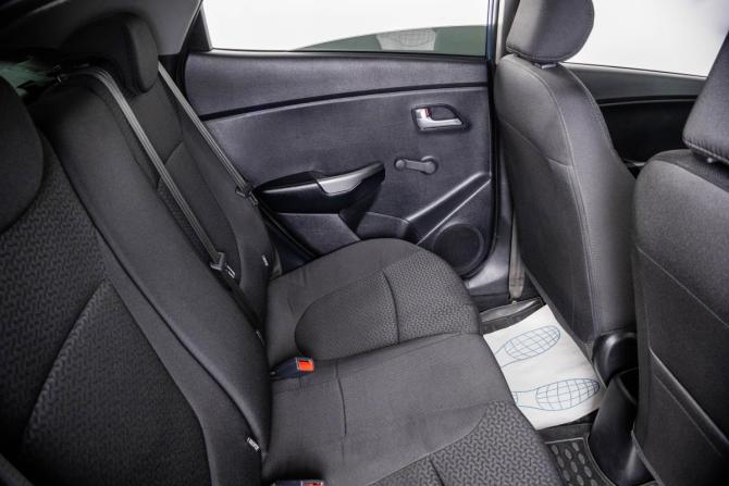 Kia Rio III Рестайлинг с пробегом 2016 года, цена 999 000 рублей, 118252 км, седан, Автокод Объявления