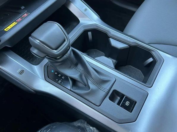 Toyota RAV4 V (XA50) с пробегом 2026 года, цена 4 140 000 рублей, 51 км, внедорожник, Автокод Объявления