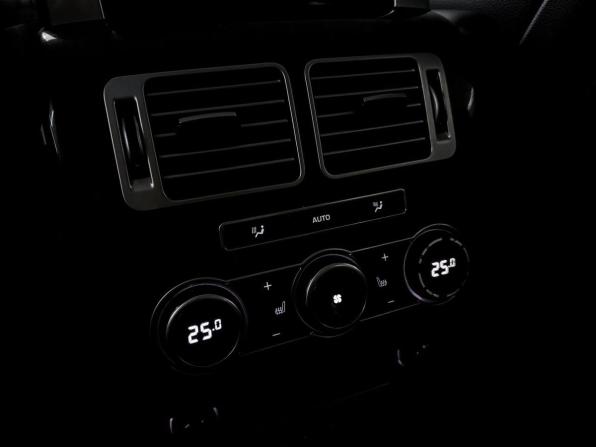 Land Rover Range Rover IV с пробегом 2017 года, цена 3 999 000 рублей, 211653 км, внедорожник, Автокод Объявления