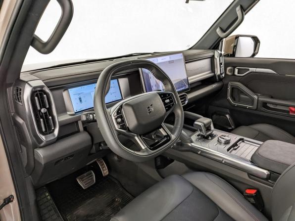 JETOUR T2 с пробегом 2024 года, цена 2 965 000 рублей, 49532 км, внедорожник, Автокод Объявления