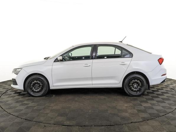 Skoda Rapid II с пробегом 2021 года, цена 1 360 000 рублей, 118485 км, лифтбек, Автокод Объявления