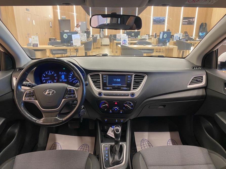 Hyundai Solaris II Санкт-Петербург  - изображение 9