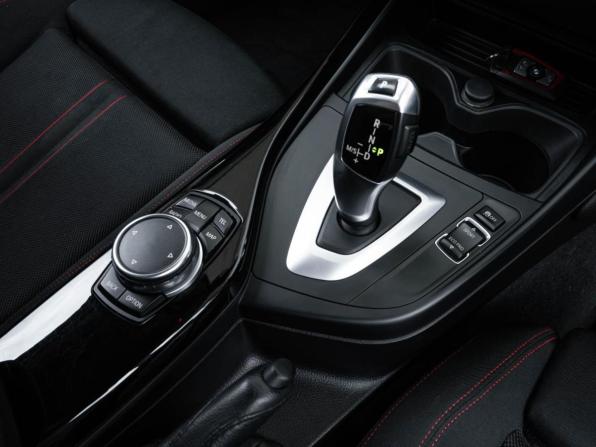 BMW 1 серии II (F20/F21) Рестайлинг с пробегом 2015 года, цена 1 590 000 рублей, 116480 км, хэтчбек, Автокод Объявления