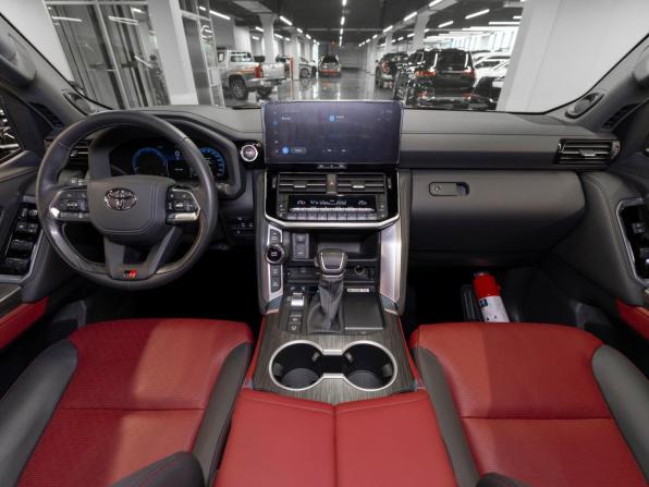 Toyota Land Cruiser 300 Series с пробегом 2025 года, цена 14 400 000 рублей, 90 км, внедорожник, Автокод Объявления