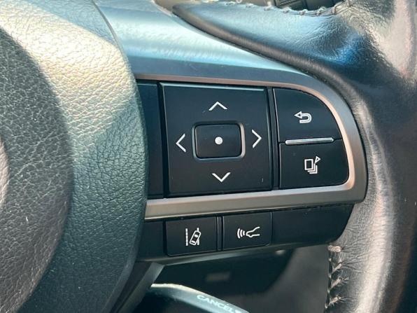 Lexus LX III Рестайлинг 2 с пробегом 2017 года, цена 6 494 000 рублей, 315474 км, внедорожник, Автокод Объявления