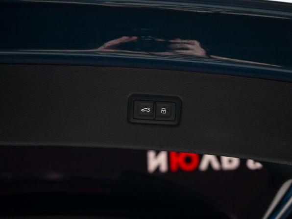 Audi Q7 II (4M) с пробегом 2019 года, цена 5 200 000 рублей, 105079 км, внедорожник, Автокод Объявления