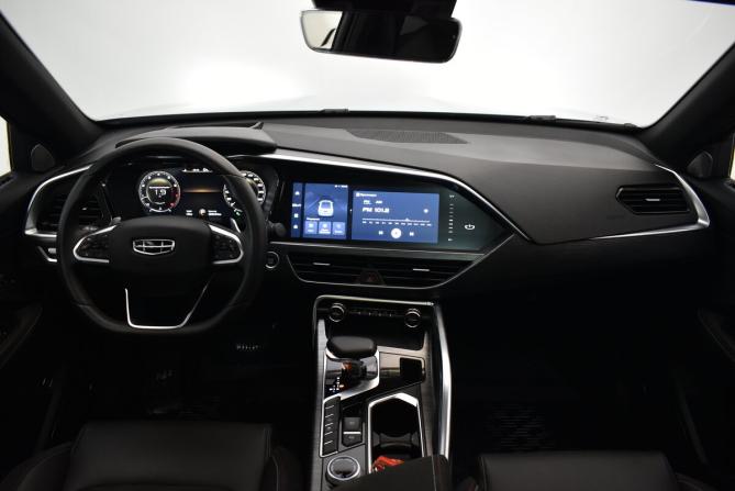 Geely Tugella I Рестайлинг с пробегом 2023 года, цена 2 920 000 рублей, 32623 км, внедорожник, Автокод Объявления