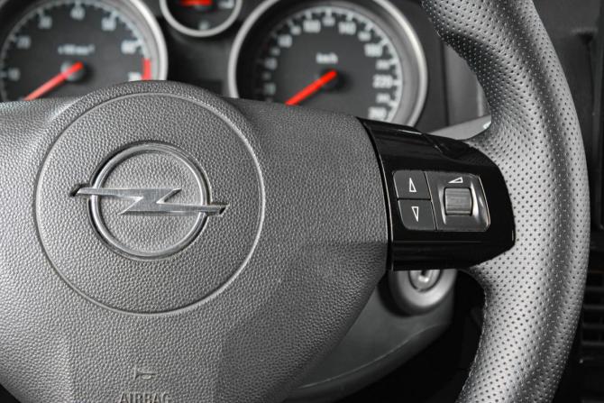 Opel Astra H Рестайлинг с пробегом 2007 года, цена 549 000 рублей, 236000 км, хэтчбек, Автокод Объявления
