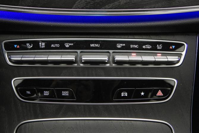 Mercedes-Benz E-Класс V (W213 S213 C238) Рестайлинг с пробегом 2020 года, цена 3 920 000 рублей, 90580 км, седан, Автокод Объявления