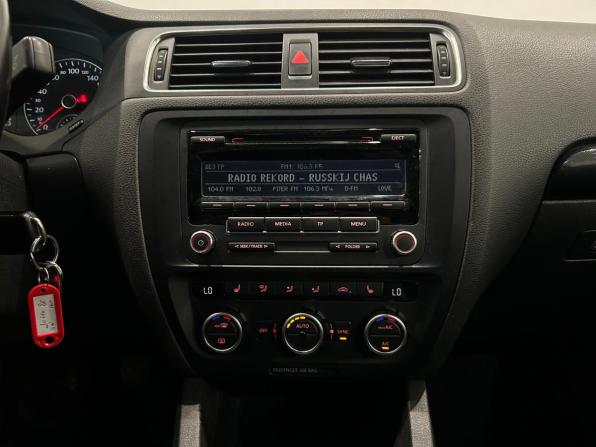 Volkswagen Jetta VI с пробегом 2012 года, цена 799 000 рублей, 260723 км, седан, Автокод Объявления