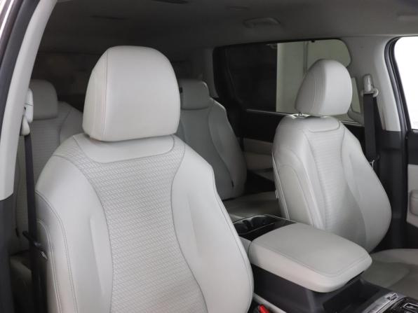 Kia Carnival IV с пробегом 2020 года, цена 3 900 000 рублей, 84000 км, минивэн, Автокод Объявления