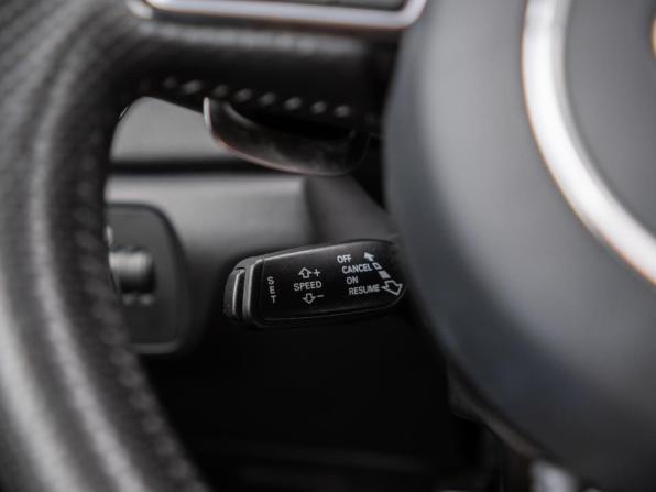 Audi RS Q3 I (8U) с пробегом 2013 года, цена 2 075 000 рублей, 179073 км, внедорожник, Автокод Объявления