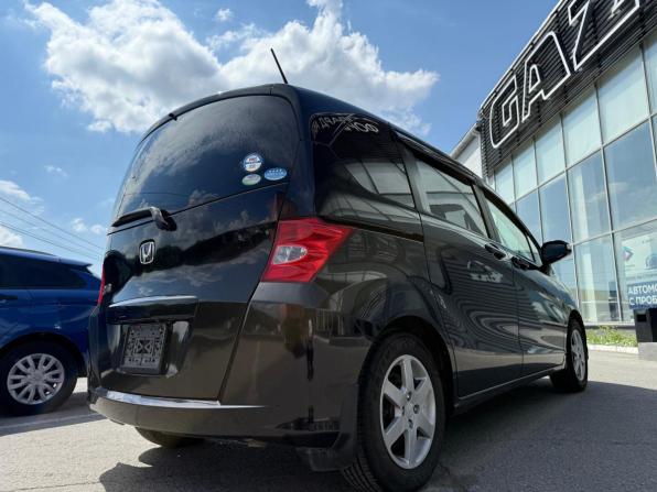 Honda Freed I с пробегом 2009 года, цена 930 000 рублей, 167001 км, компактвэн, Автокод Объявления