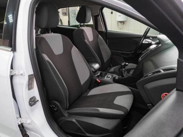 Ford Focus III с пробегом 2014 года, цена 889 000 рублей, 201820 км, хэтчбек, Автокод Объявления