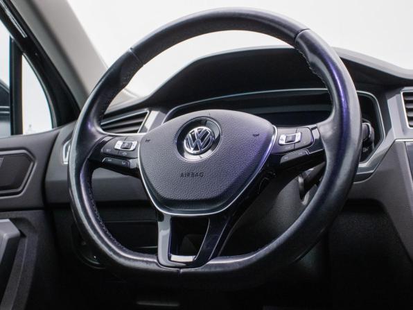 Volkswagen Tiguan II с пробегом 2020 года, цена 2 930 000 рублей, 106456 км, внедорожник, Автокод Объявления