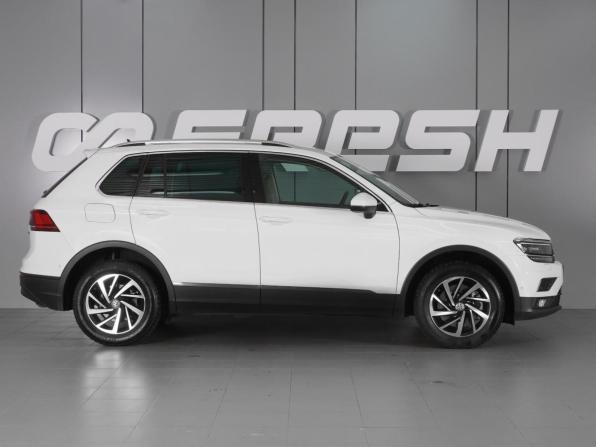 Volkswagen Tiguan II с пробегом 2018 года, цена 2 695 000 рублей, 150248 км, внедорожник, Автокод Объявления