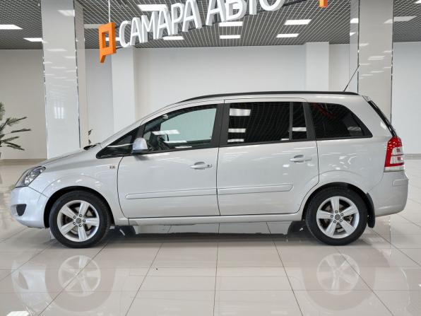 Opel Zafira B Рестайлинг с пробегом 2012 года, цена 674 000 рублей, 136831 км, компактвэн, Автокод Объявления