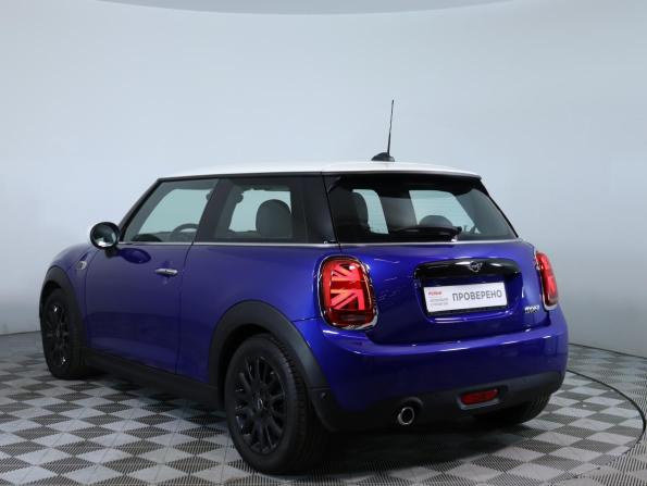 Mini Hatch III (F55/F56) Рестайлинг с пробегом 2019 года, цена 1 947 800 рублей, 50000 км, хэтчбек, Автокод Объявления