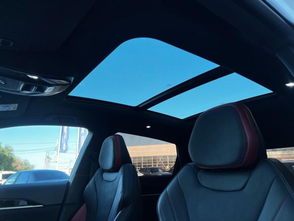 Geely Coolray I Рестайлинг с пробегом 2024 года, цена 2 290 000 рублей, 21720 км, внедорожник, Автокод Объявления