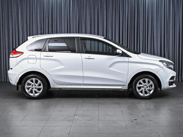 Lada (ВАЗ) XRAY I с пробегом 2017 года, цена 889 000 рублей, 157611 км, хэтчбек, Автокод Объявления